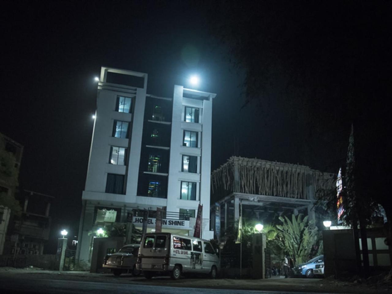 Hotel Sunshine Baharampur Zewnętrze zdjęcie