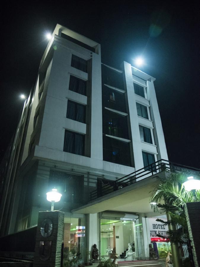 Hotel Sunshine Baharampur Zewnętrze zdjęcie